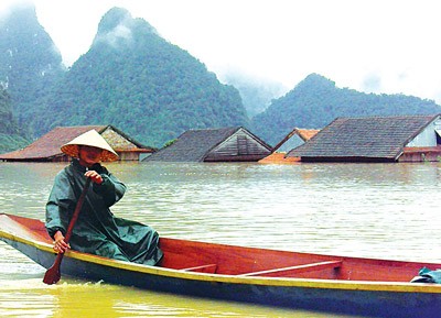 Residents have built thousands of stand-by boats in Quang Binh Province (Photo: SGGP) Residents have built thousands of stand-by boats in Quang Binh Province (Photo: SGGP)